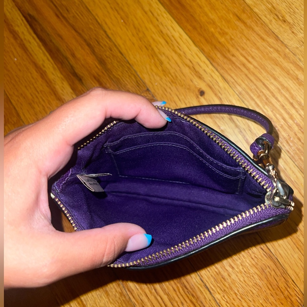 Coach wristlet - Picture 2 of 2